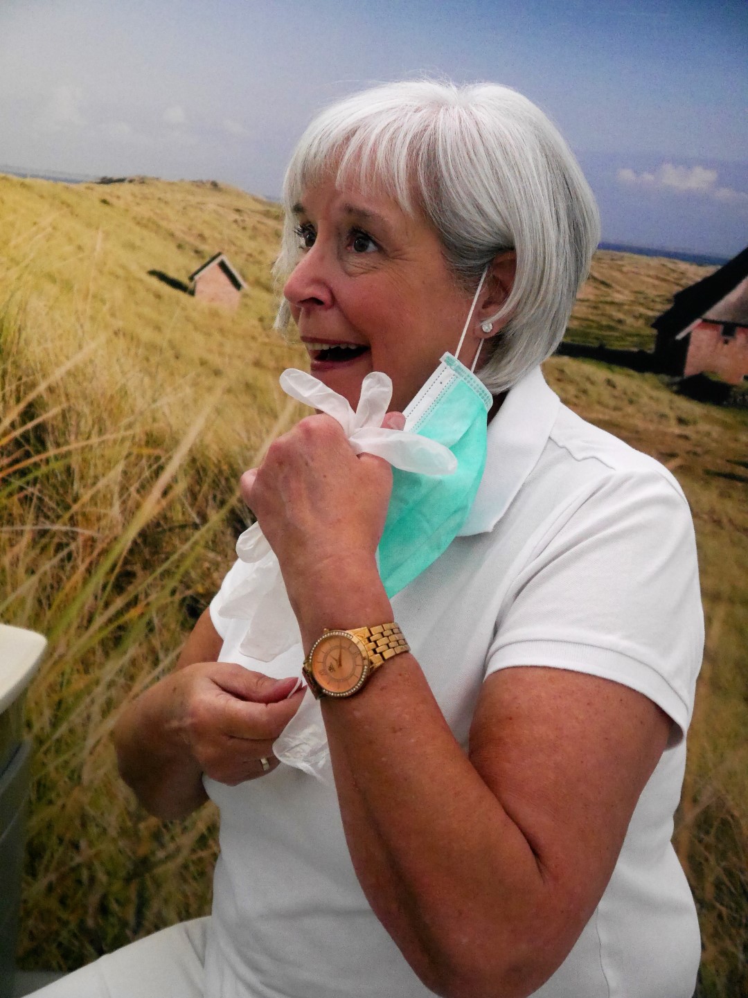 Ursula Krämer mit Mundschutz